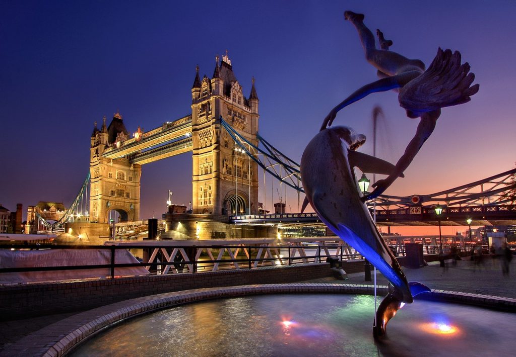 london, landmark, tower bridge-3078109.jpg