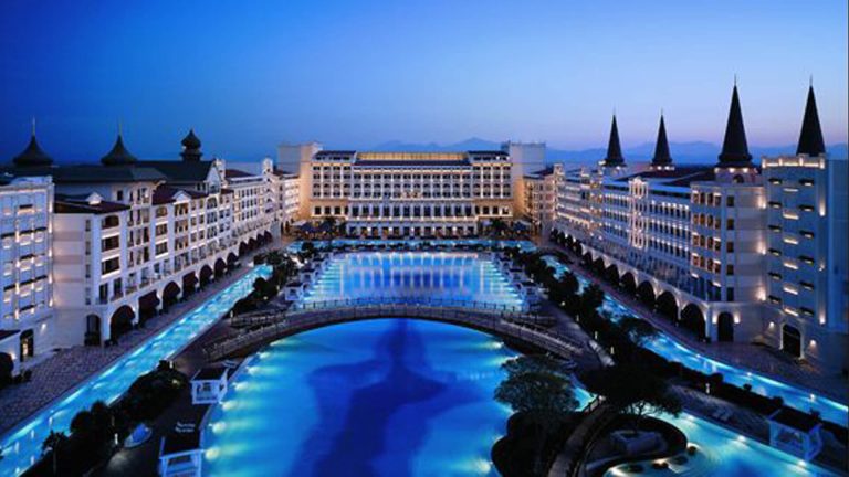 Hotwire Hacks & Travel Truths: The Ultimate Guide to Booking Smart
